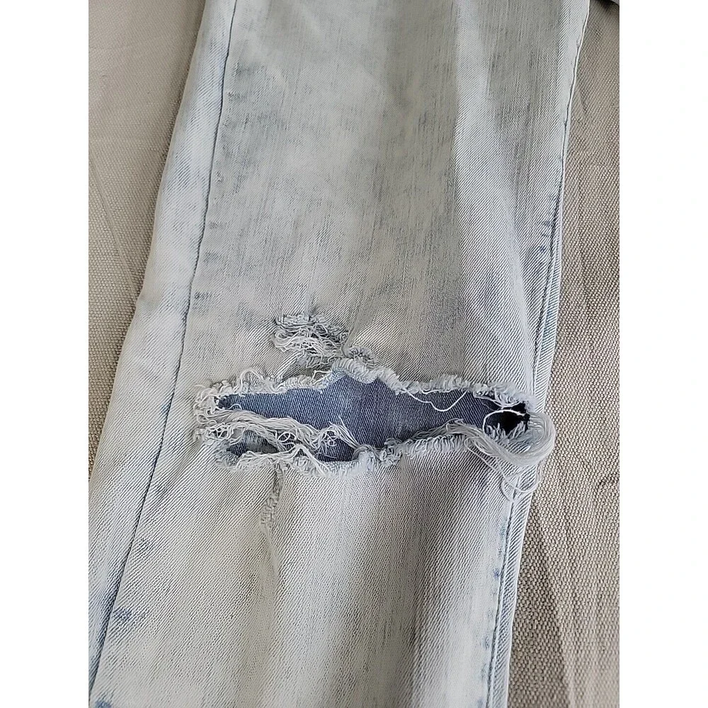 American Eagle Outfitters Jeans Mens 30x33 Skinny Extreme Flex‎ Distressed Blue